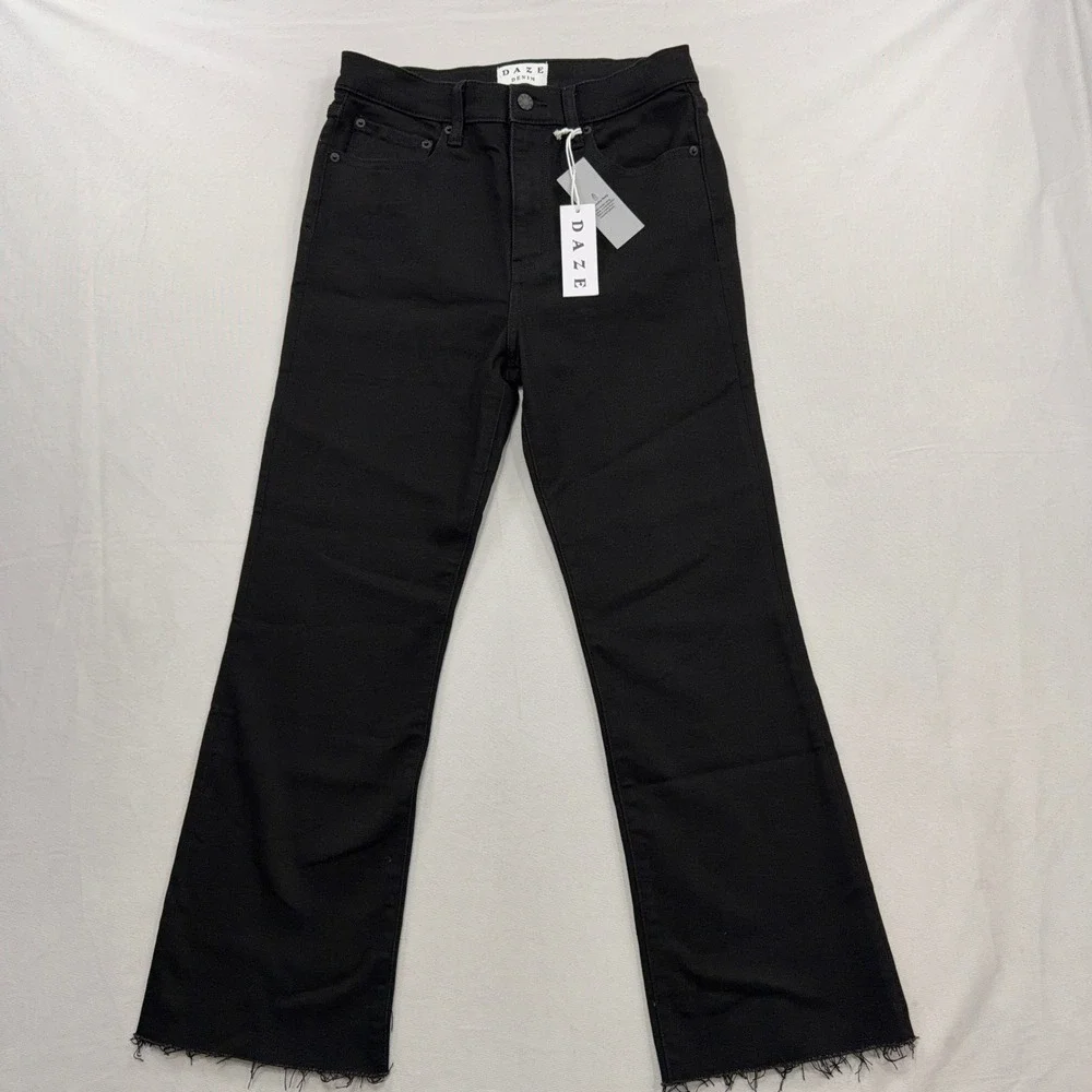 Daze Denim Shy Girl High Rise Crop Flare Jeans Black Mens Size 29 NWT